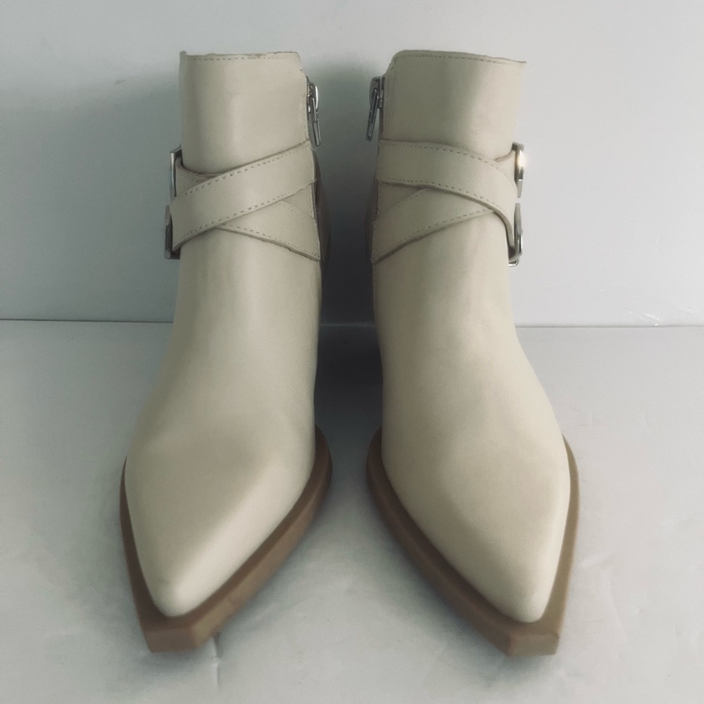 Dolce Vita Leather Cowgirl Ankle Boots Buckle Detail Stacked Heel Size 6.5 NEW - Picture 3 of 9